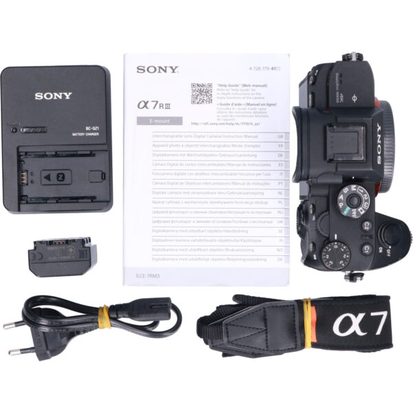 Tweedehands Sony A7R III Body CM0400
