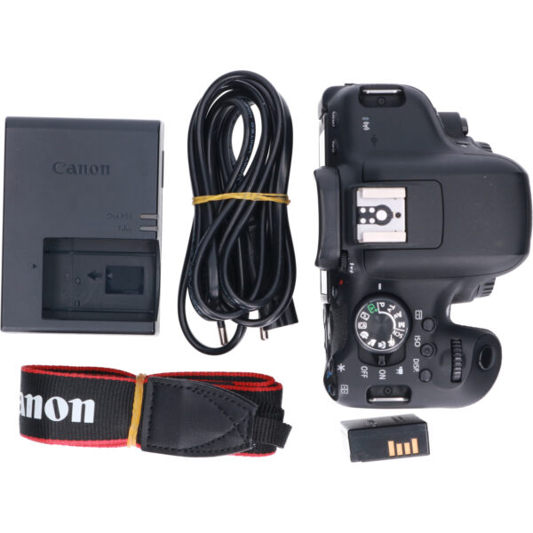 Tweedehands Canon EOS 750D Body CM3422