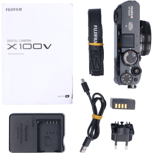 Tweedehands Fujifilm X100V Black CM8723