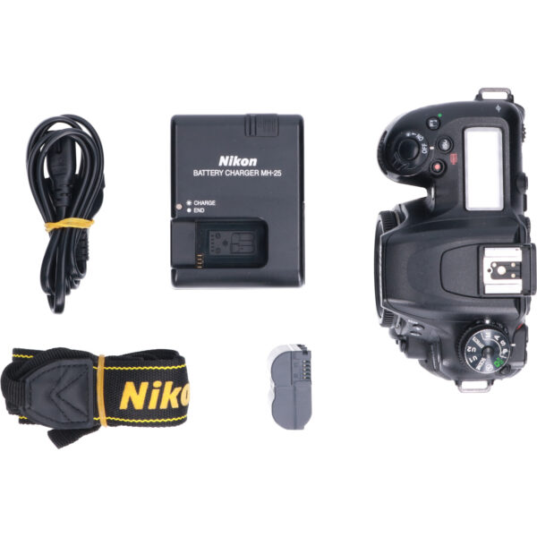 Tweedehands Nikon D7500 Body CM9108