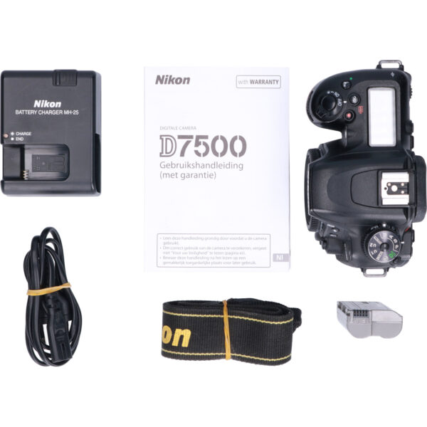 Tweedehands Nikon D7500 Body CM9109