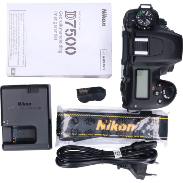 Tweedehands Nikon D7500 Body CM8383